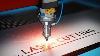 Découpe De Lettres En Acrylique : Comment Faire Fonctionner La Machine Laser Pour Panneau Lumineux Led Et Comment Placer La Feuille D'acrylique Dans La Machine